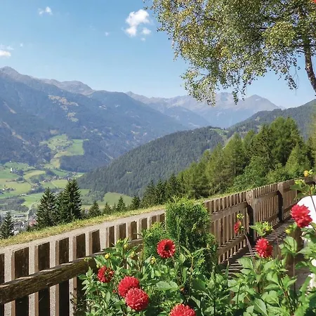 Apartman Stunning In W Wifi And 2 Bedrooms *
